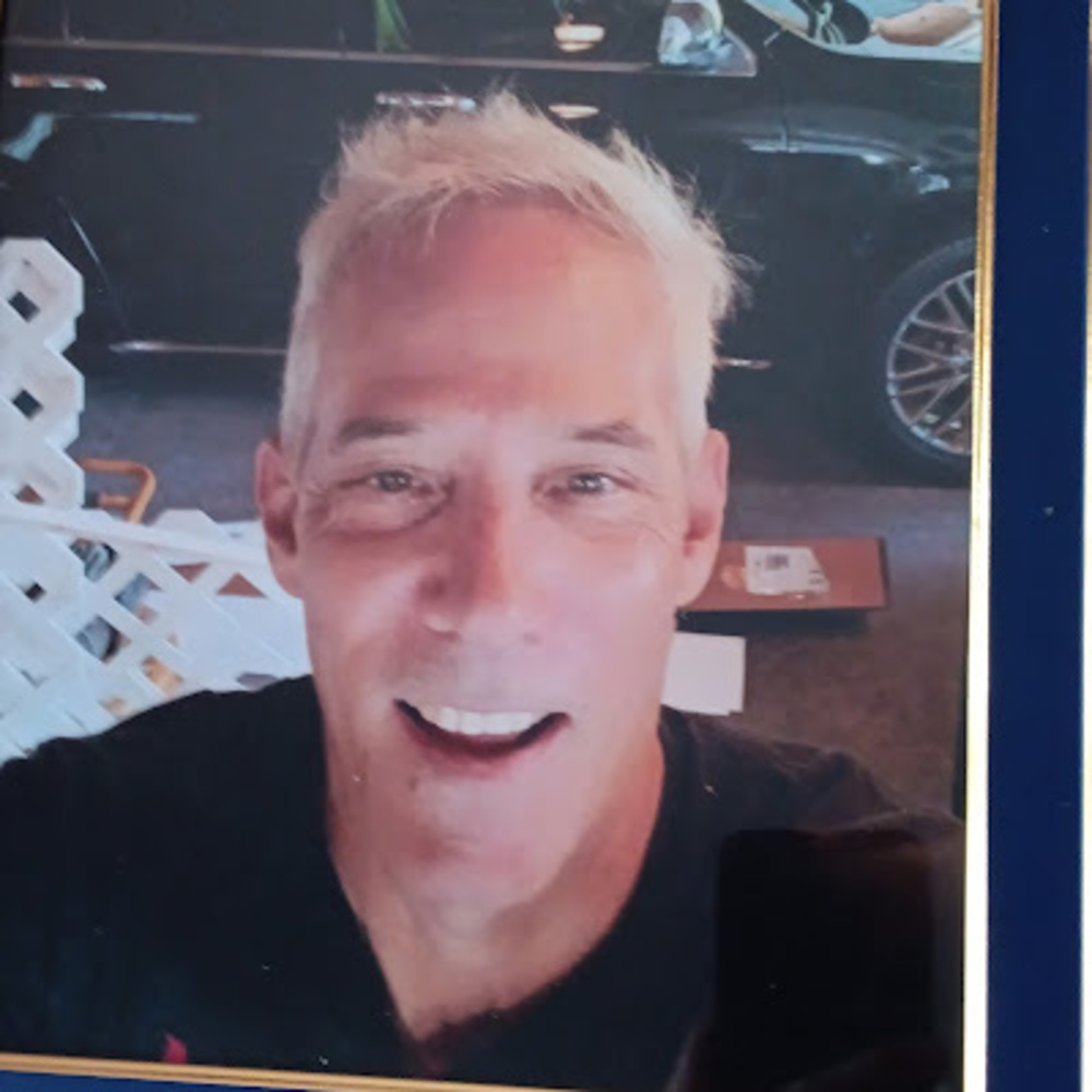 Meet your Posher, Mark